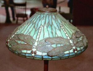 Tiffany dragonfly lamp