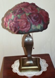 Pairpoint puffy lamp