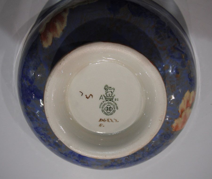 https://www.drloriv.com/wp-content/uploads/royal-doulton-blue-floral-bowl-mark.jpg